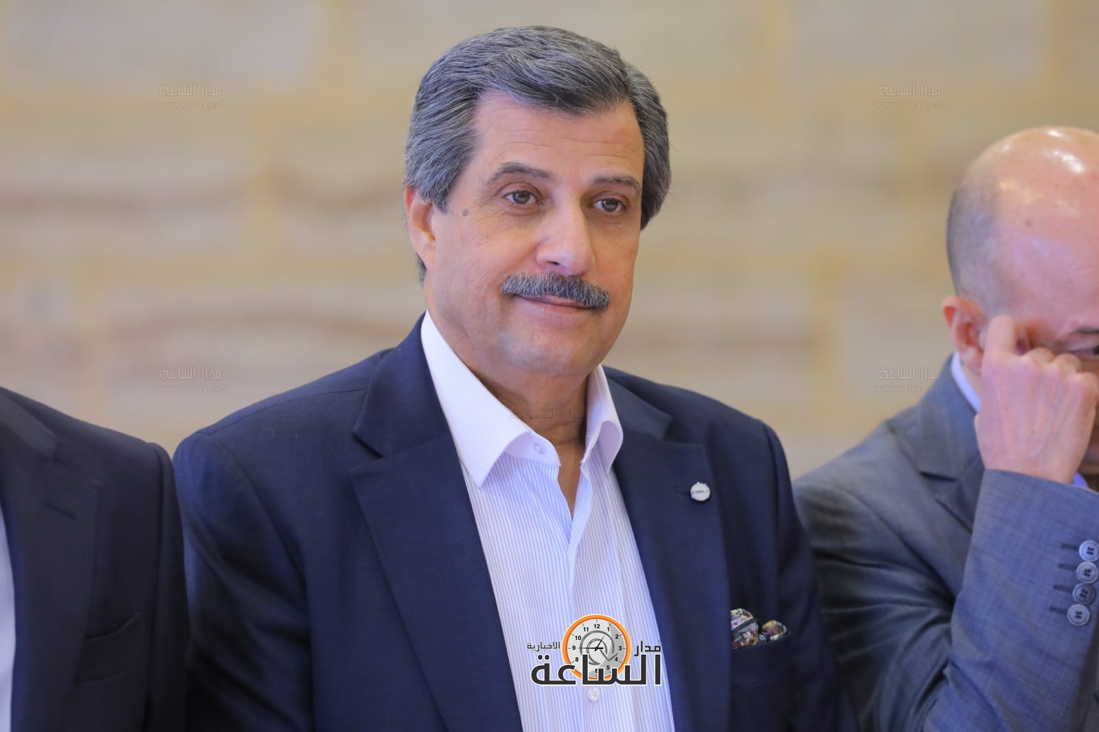 Madar Al-Saa Images 0.7388487096716234