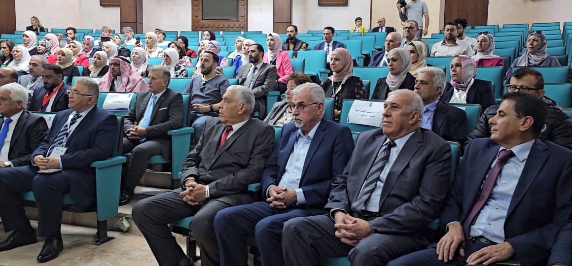 Madar Al-Saa Images 0.8800869591617073