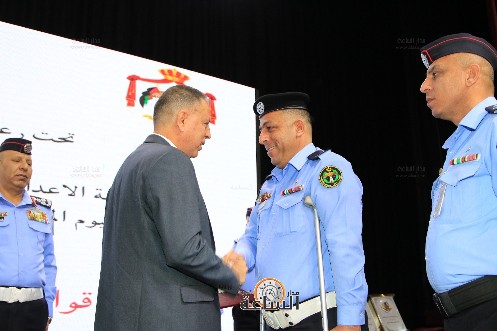 Madar Al-Saa Images 0.5238024596093194