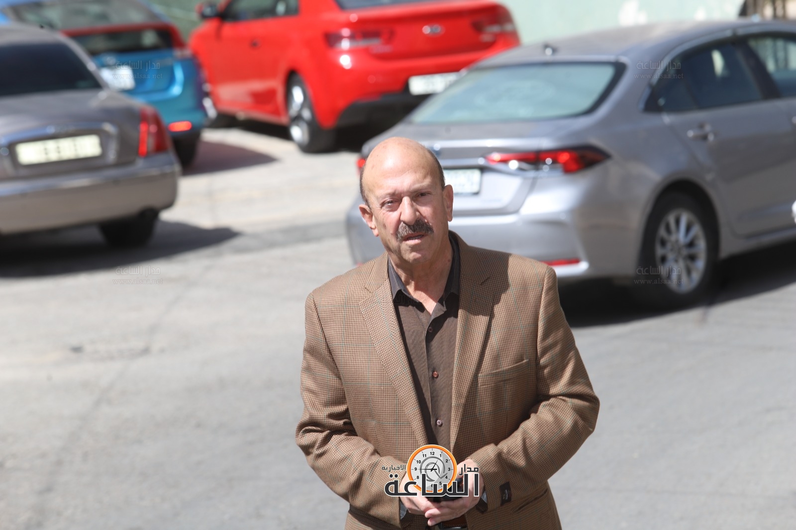 الصحفي وليد العطيات