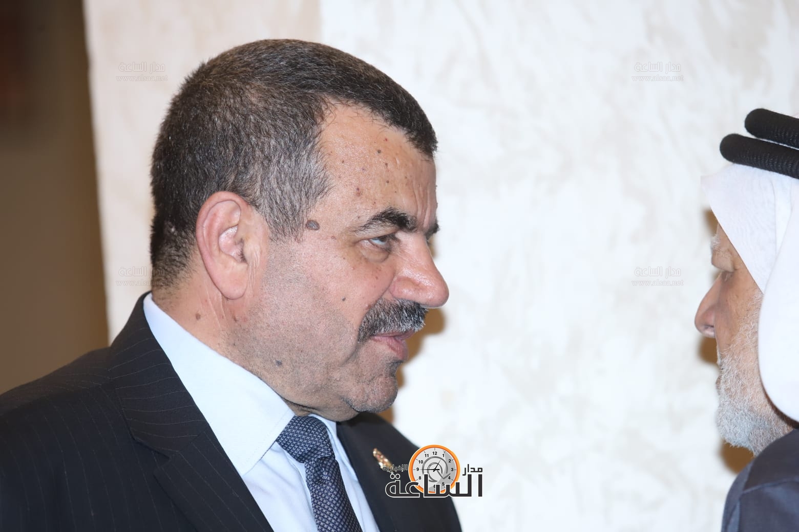 Madar Al-Saa Images 0.9717228576684672