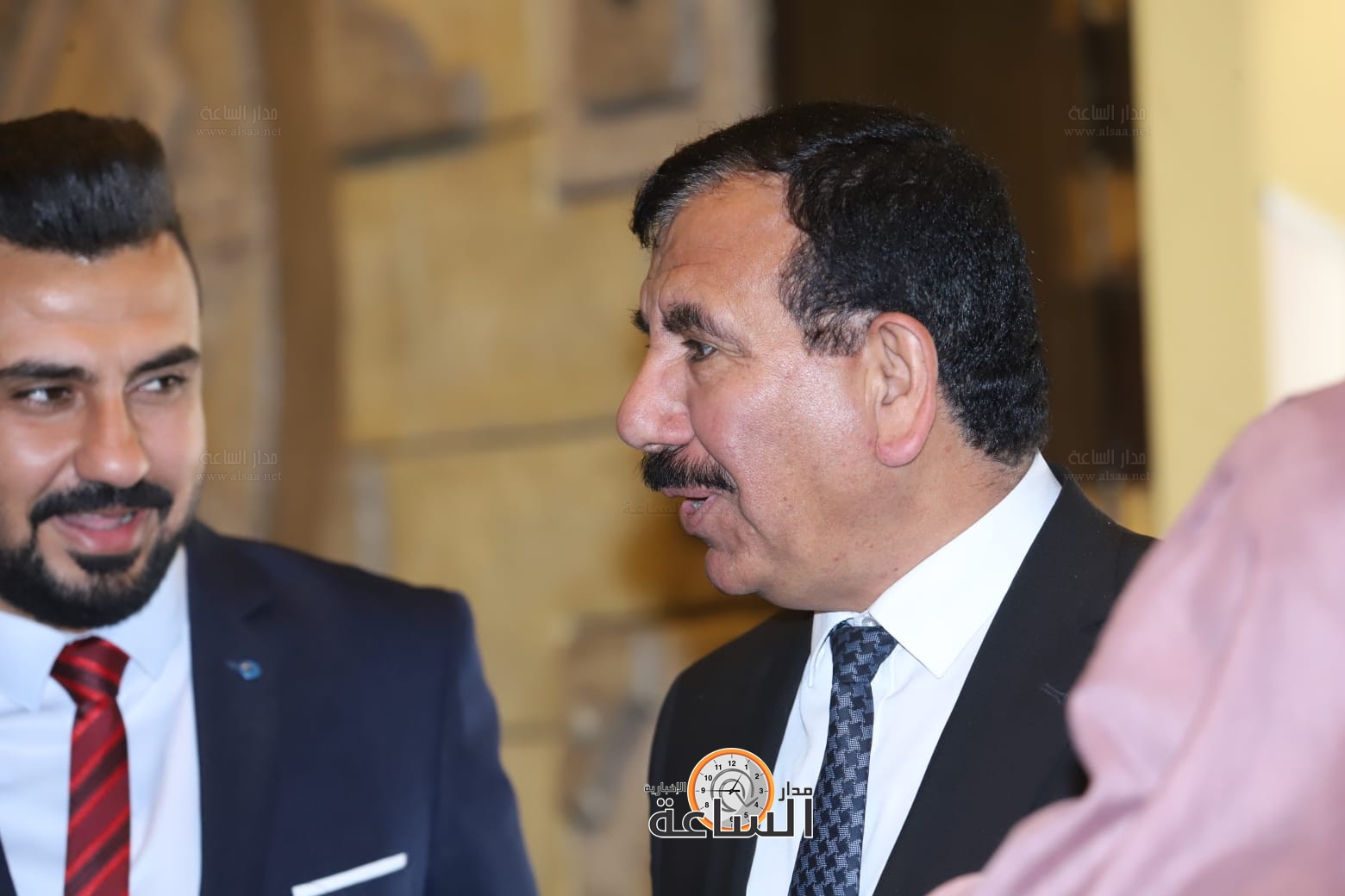 Madar Al-Saa Images 0.39375634028153716