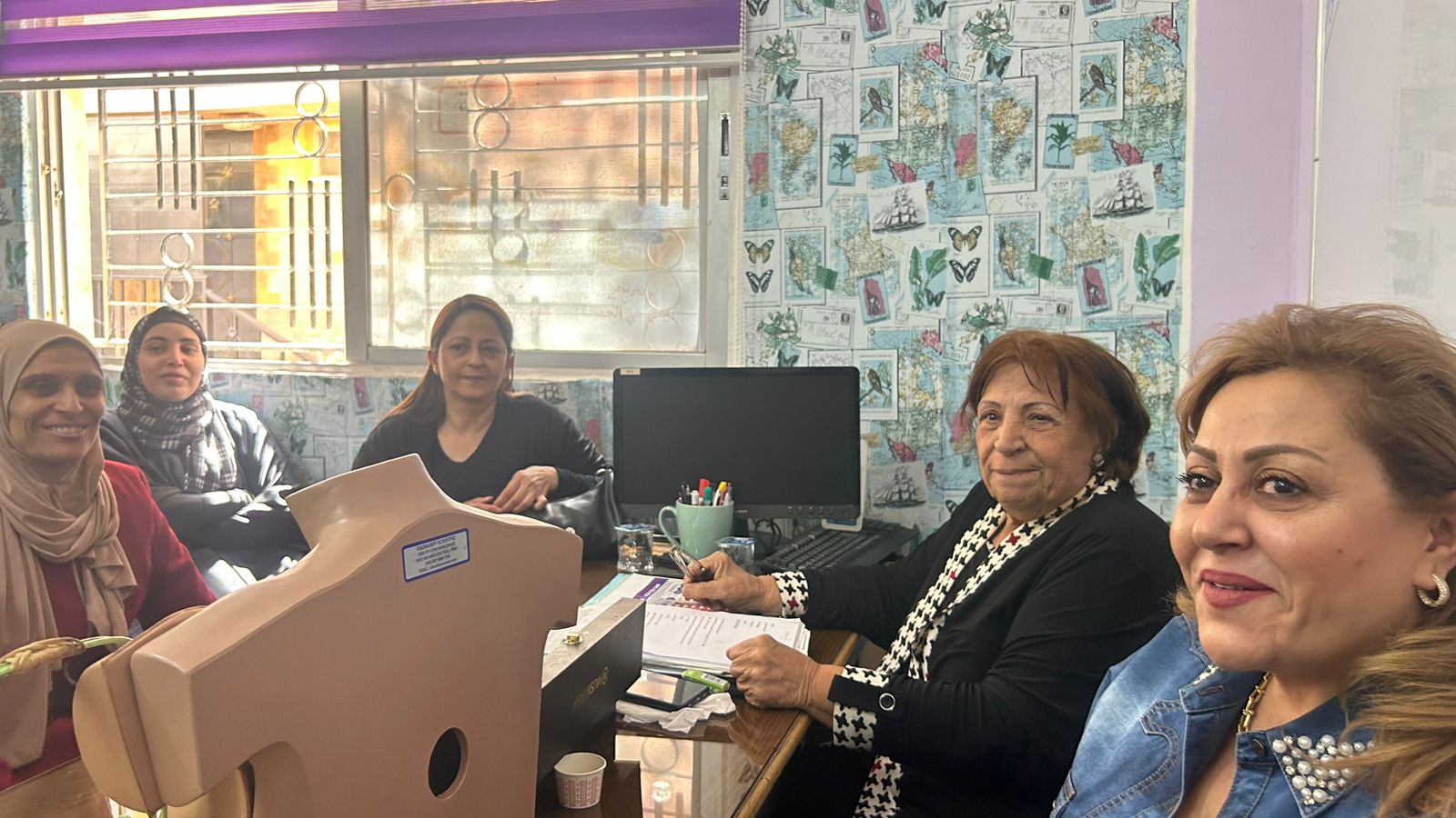 Madar Al-Saa Images 0.5662410037514245