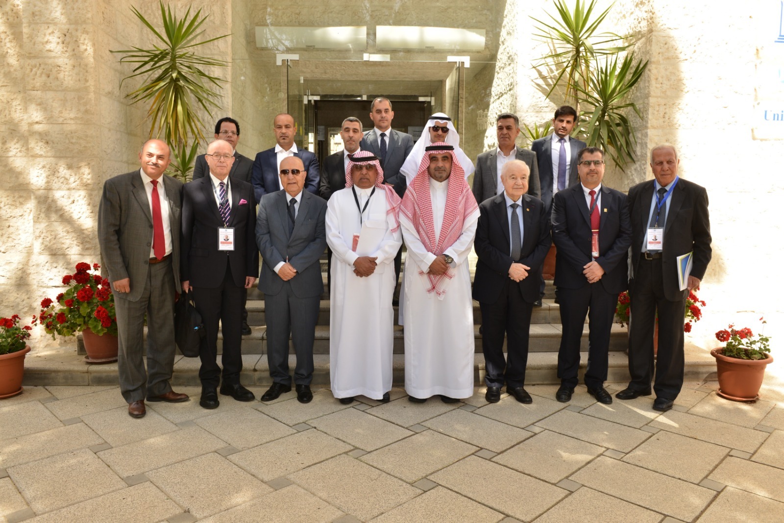 Madar Al-Saa Images 0.061548566357342294