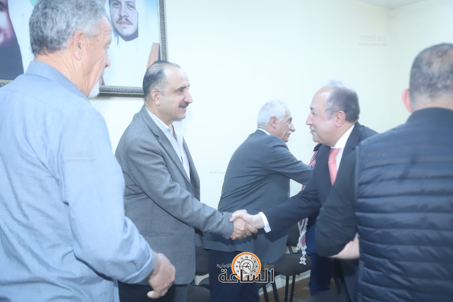 Madar Al-Saa Images 0.24428195557669763