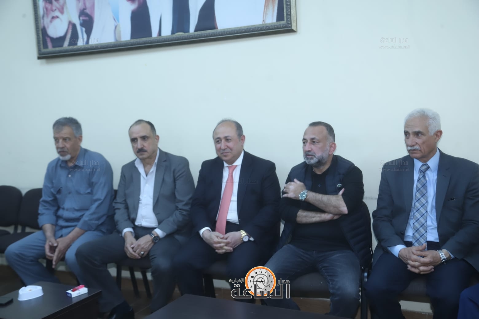 Madar Al-Saa Images 0.6345463174373243