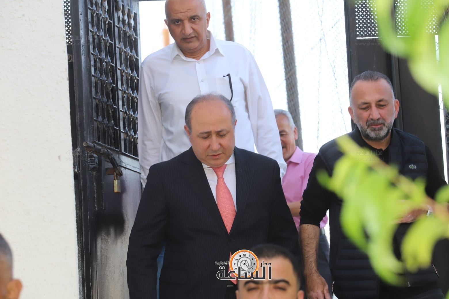 Madar Al-Saa Images 0.8904390497651123