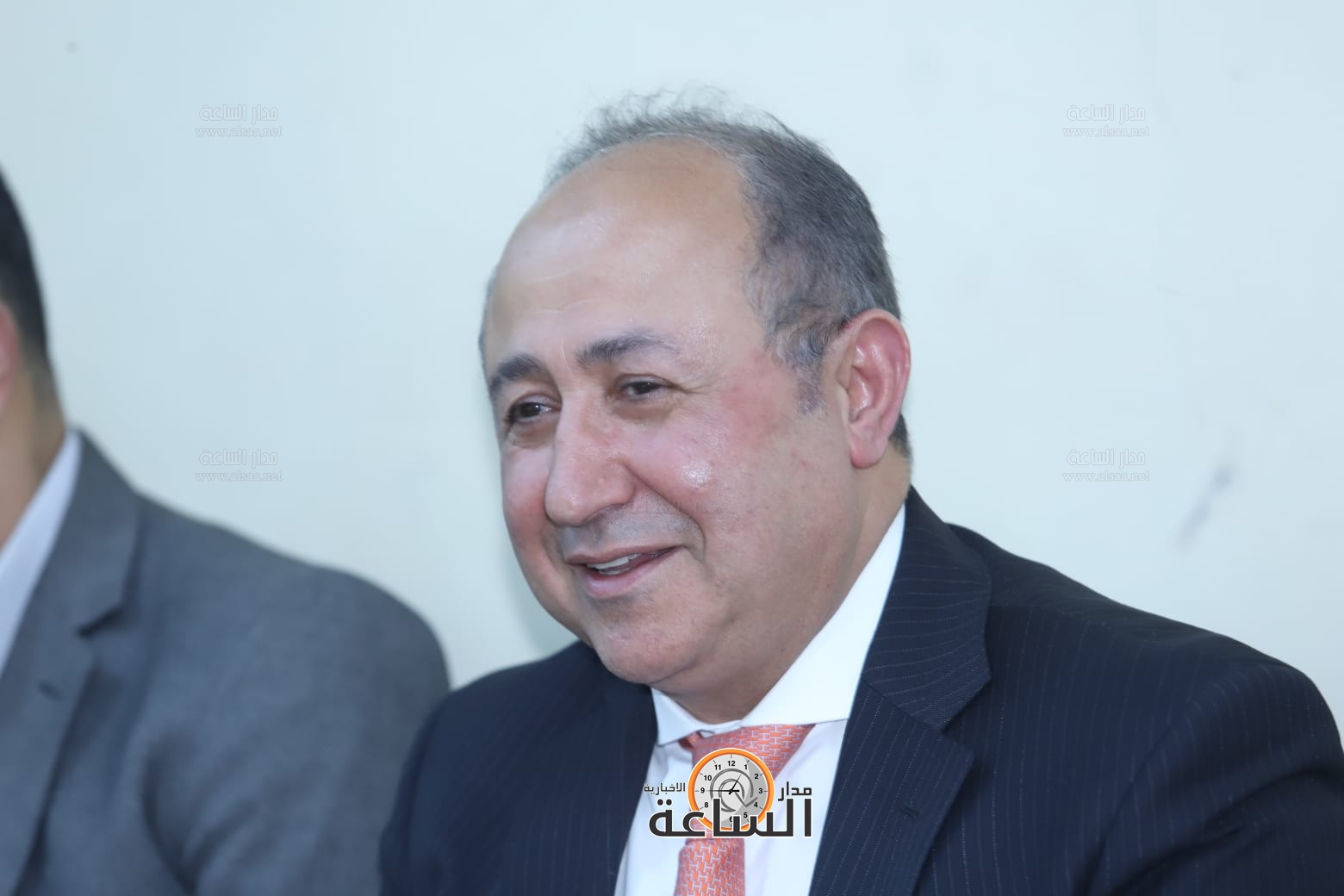 Madar Al-Saa Images 0.9971295704229236