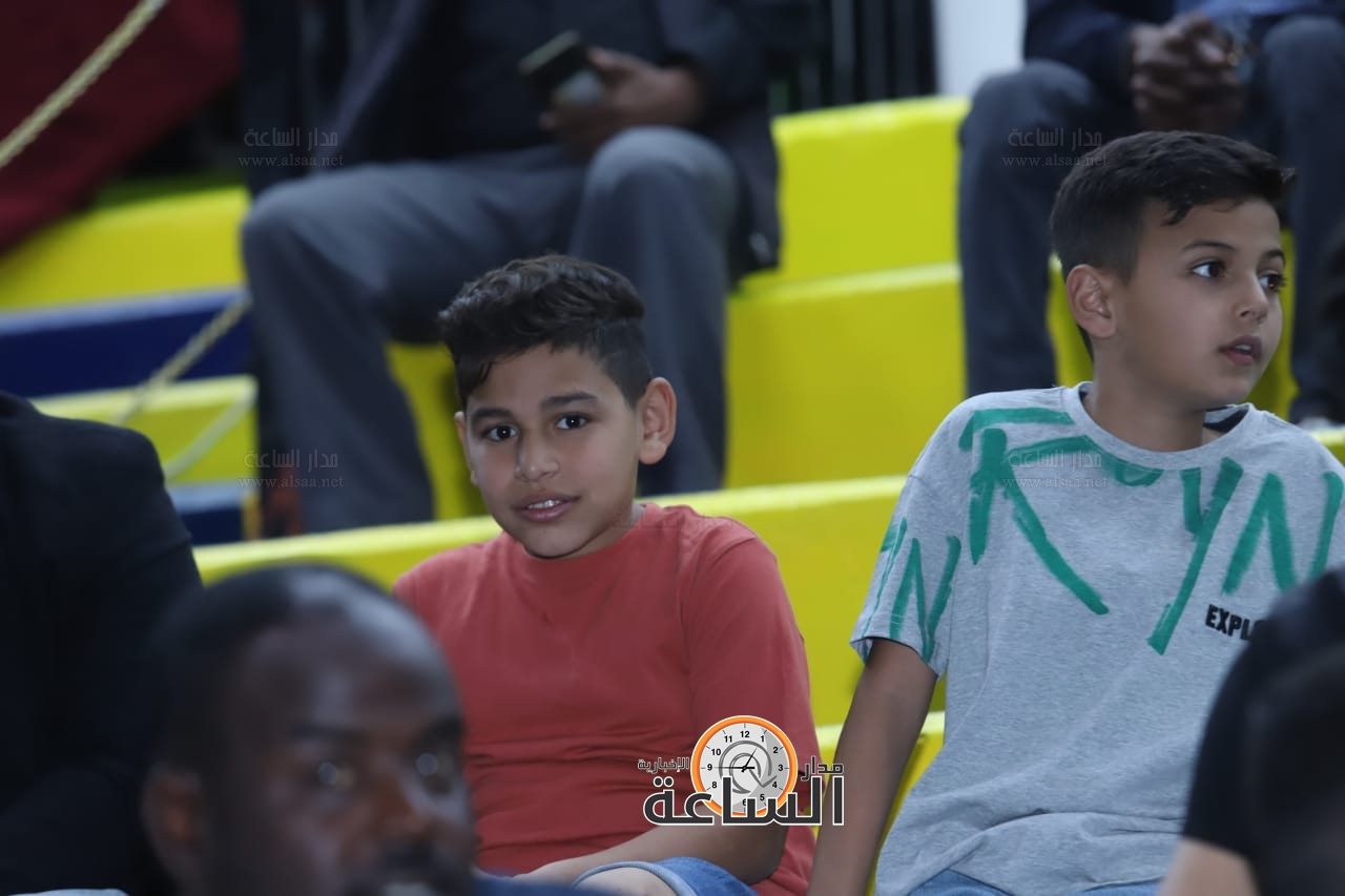 Madar Al-Saa Images 0.8873525201541914