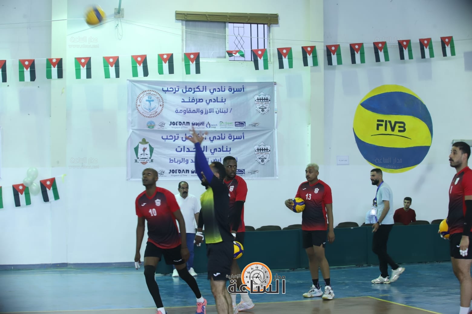 Madar Al-Saa Images 0.4527730842125235