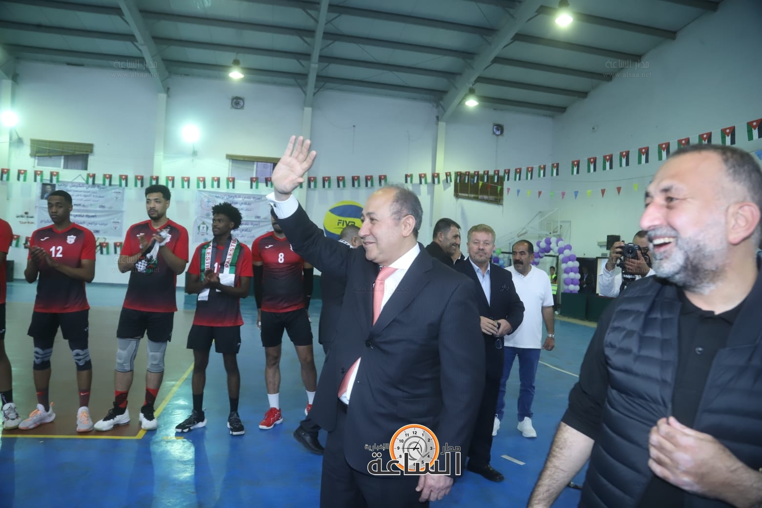 Madar Al-Saa Images 0.3947789433154071