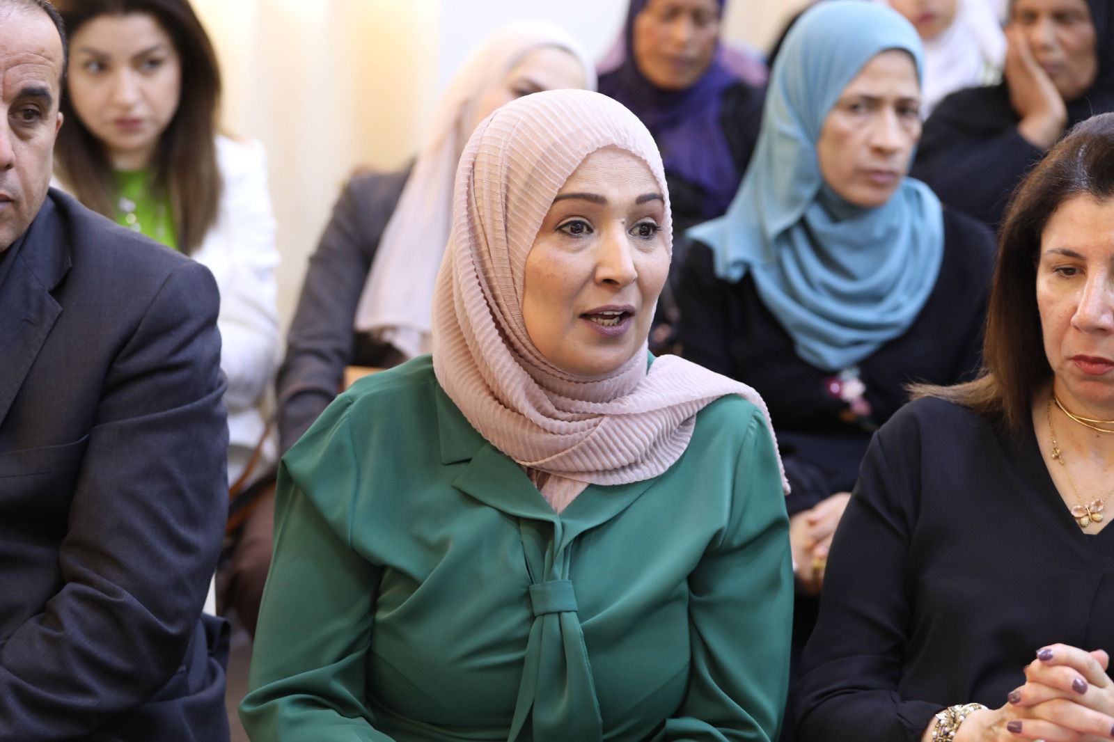 Madar Al-Saa Images 0.6857104840087498