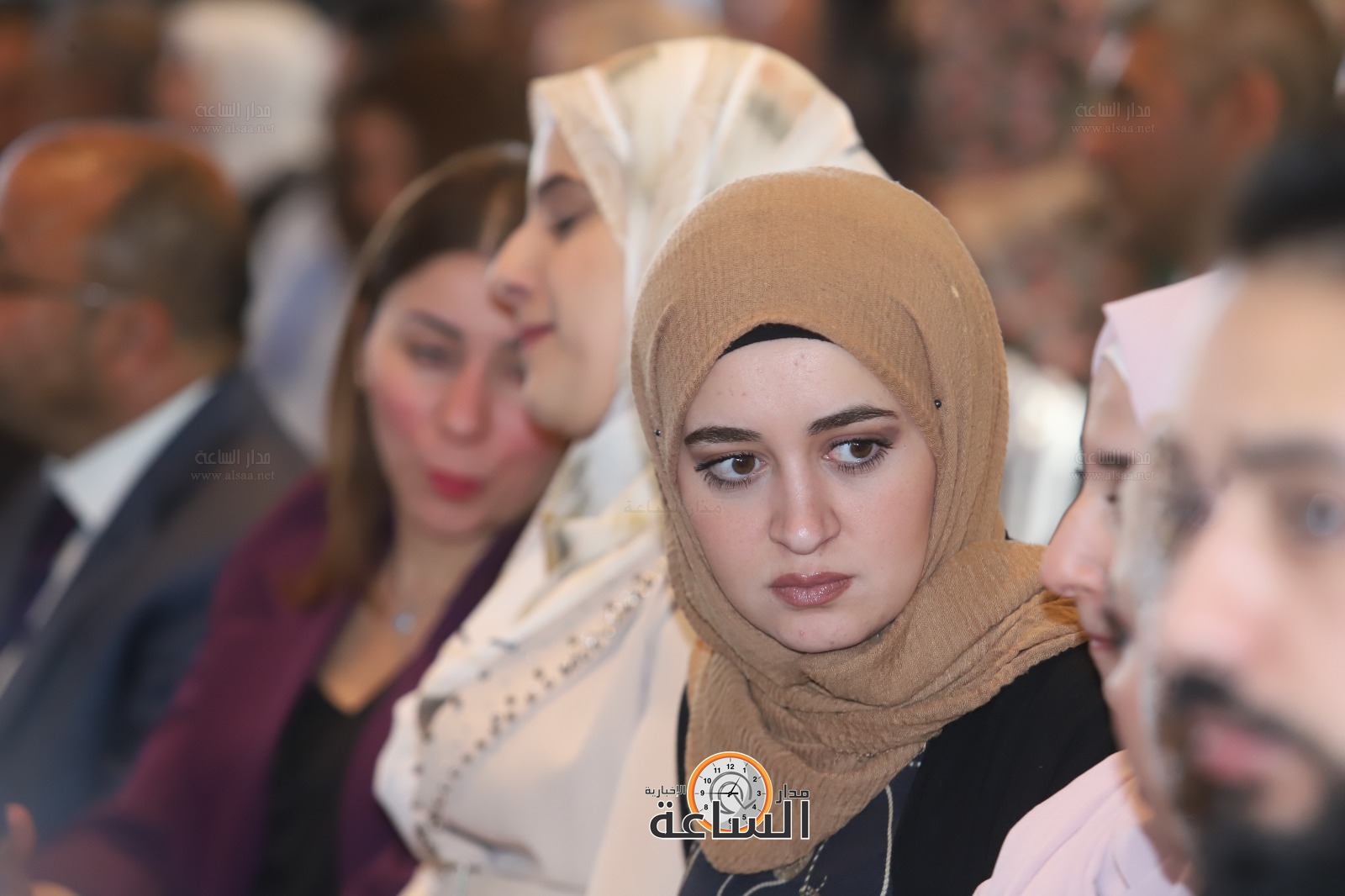 Madar Al-Saa Images 0.8882091929266974