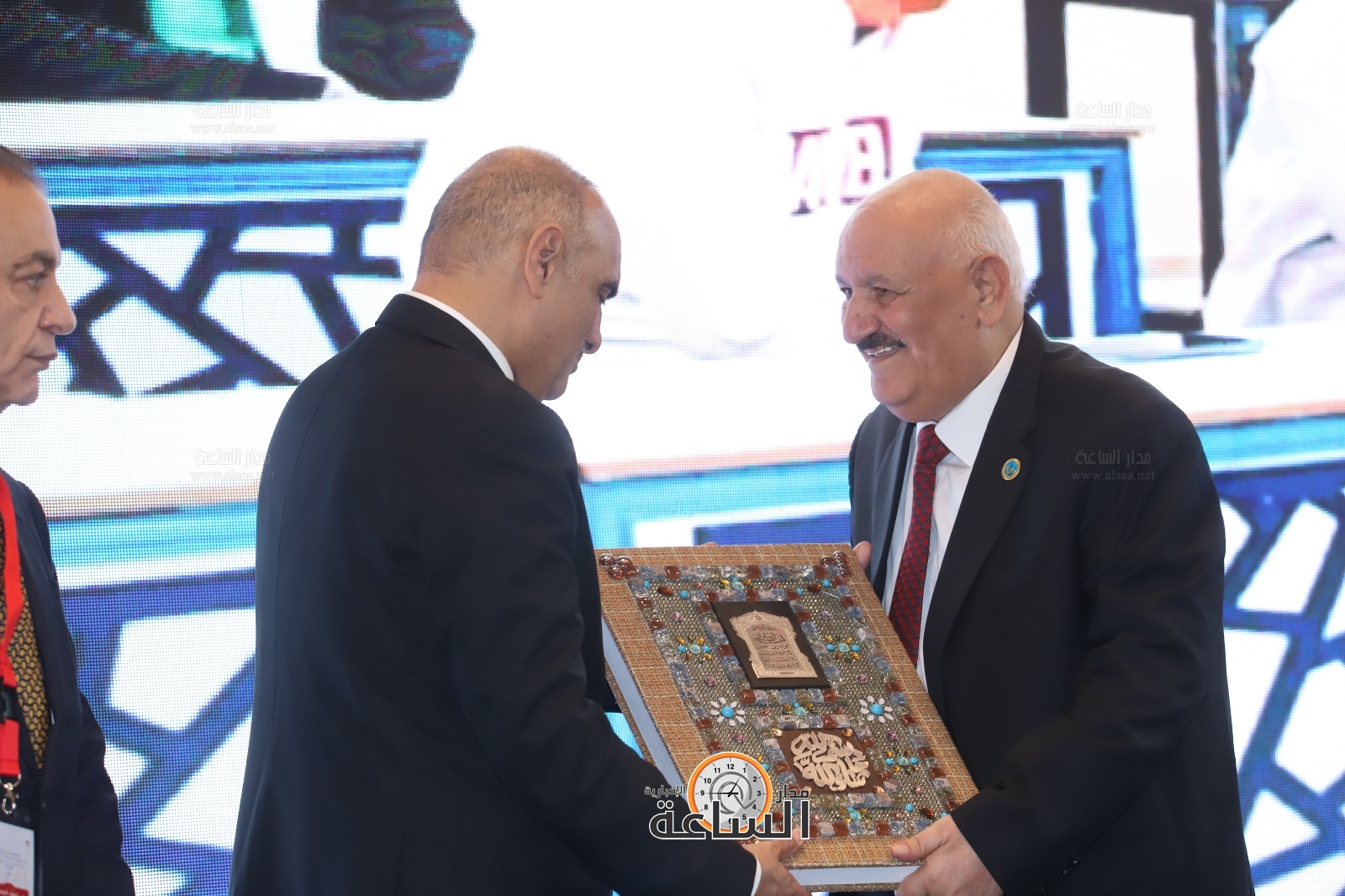 Madar Al-Saa Images 0.47430584299688006