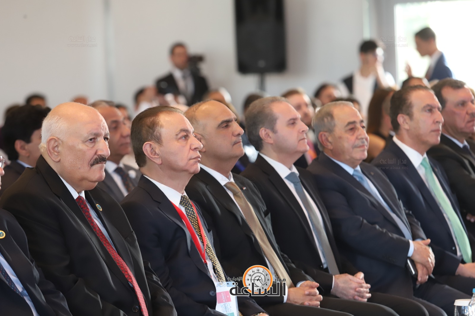 Madar Al-Saa Images 0.8513678841324968