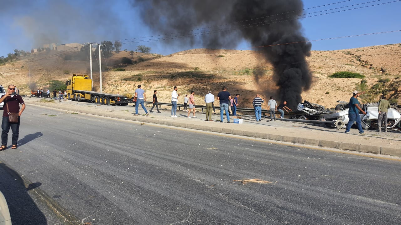 Madar Al-Saa Images 0.22212778365336994