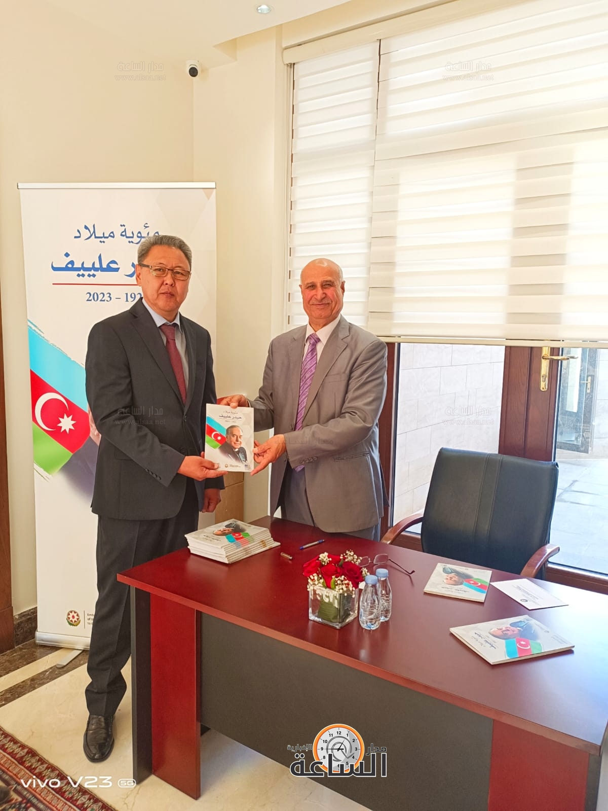 Madar Al-Saa Images 0.3784288145486687