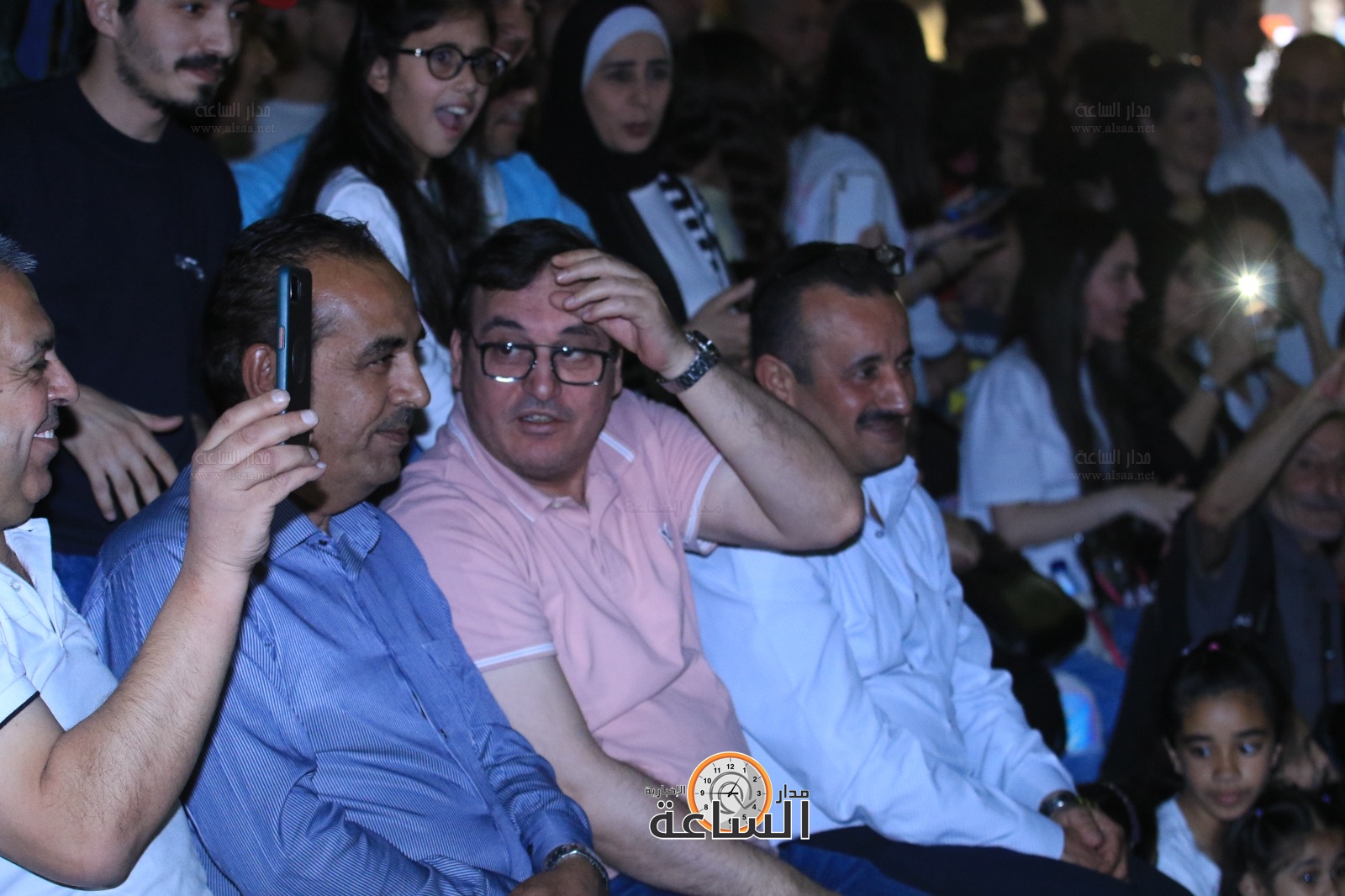 Madar Al-Saa Images 0.3710282510424423