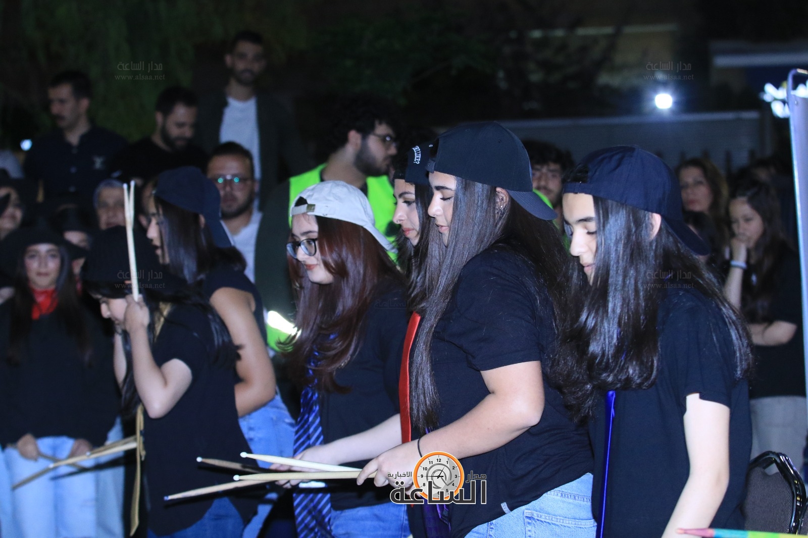 Madar Al-Saa Images 0.9191450820595137