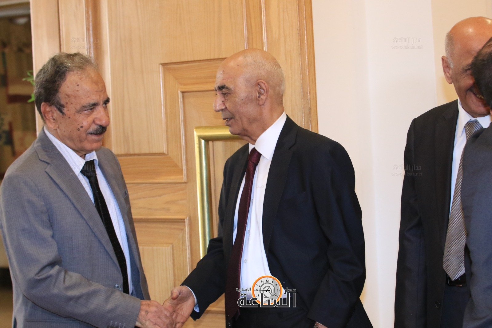 Madar Al-Saa Images 0.9102978579716364