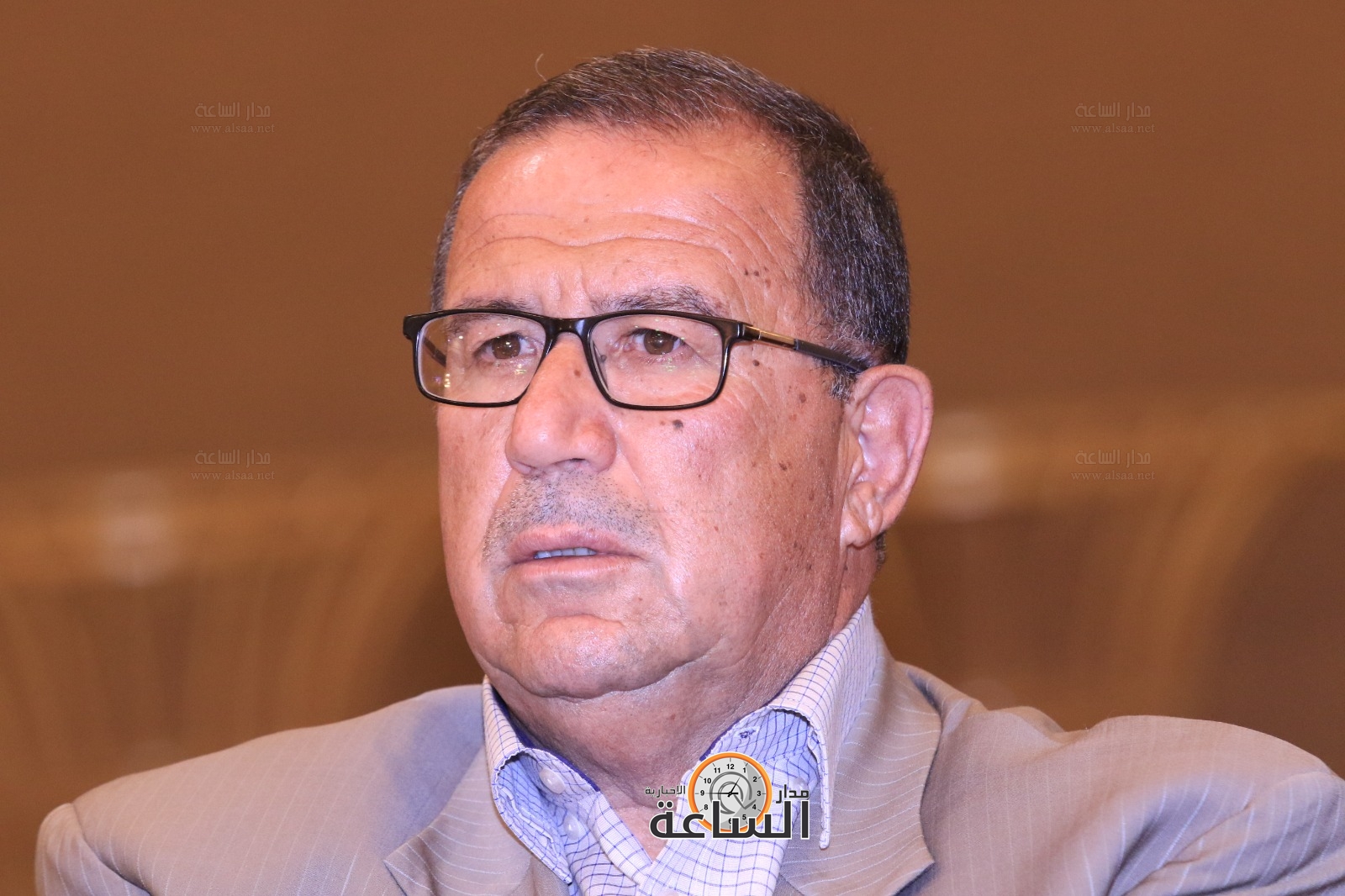 Madar Al-Saa Images 0.32171628258836993