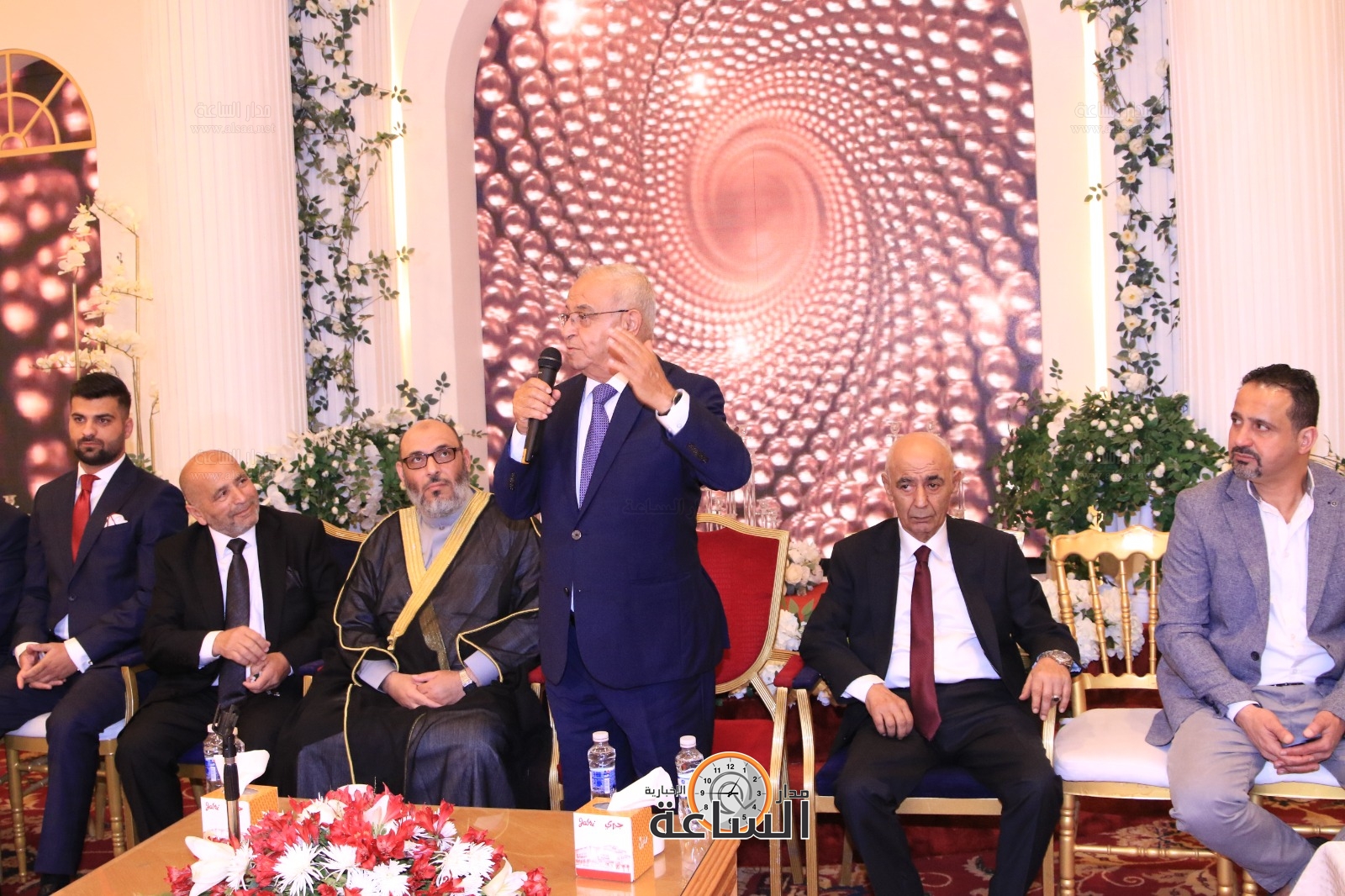 Madar Al-Saa Images 0.4298522818019713