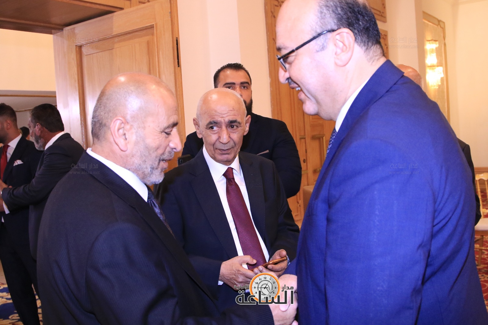 Madar Al-Saa Images 0.9854081648533818