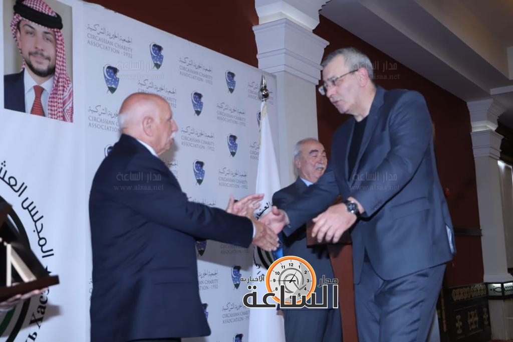 Madar Al-Saa Images 0.904887307148203