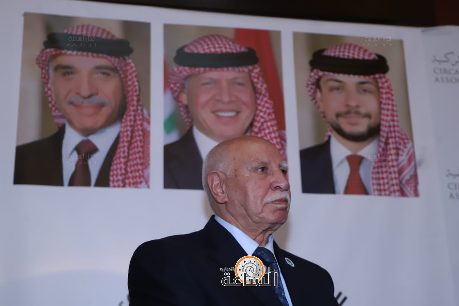 Madar Al-Saa Images 0.8889393549640137