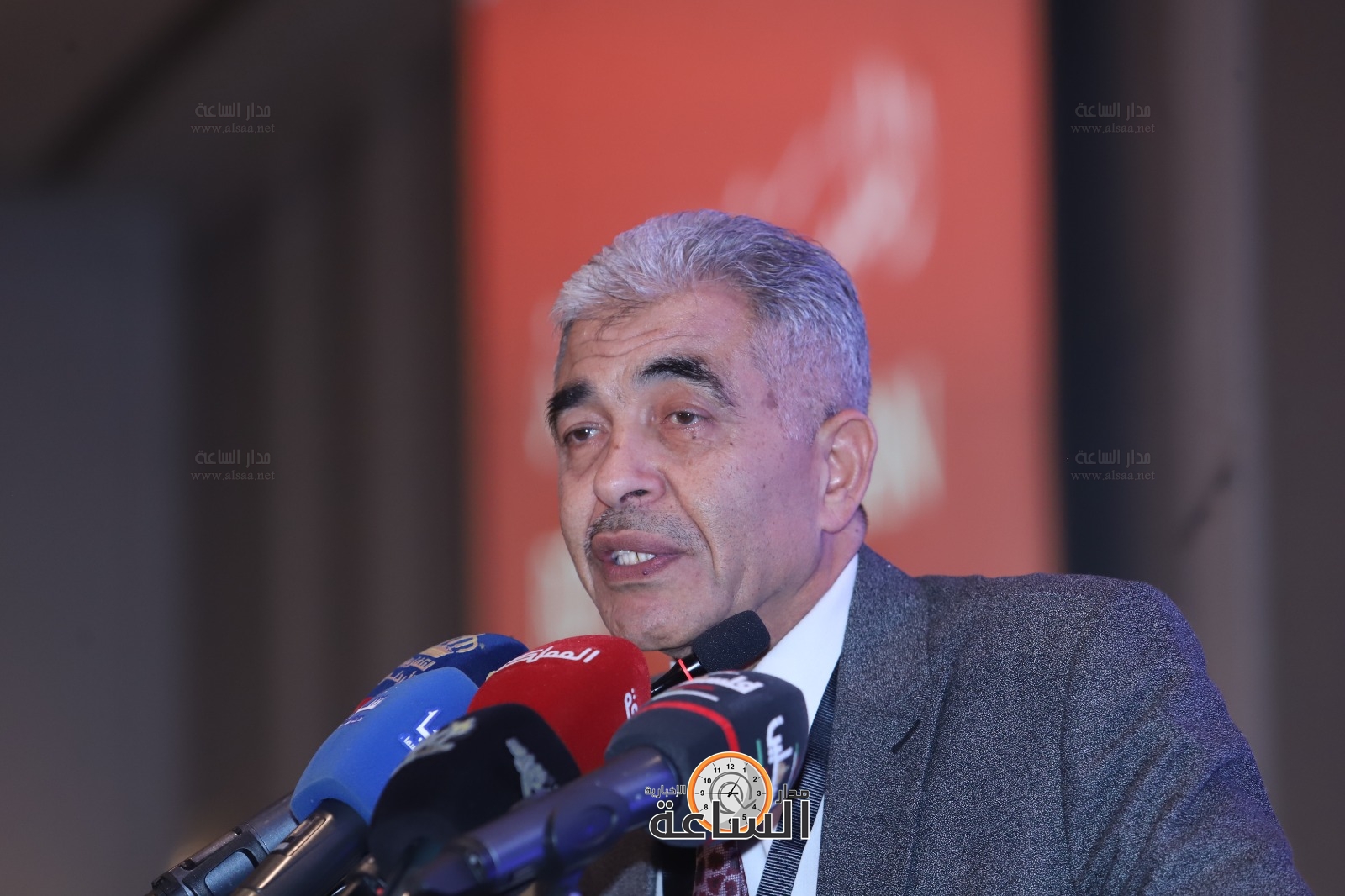 Madar Al-Saa Images 0.42585206881259396