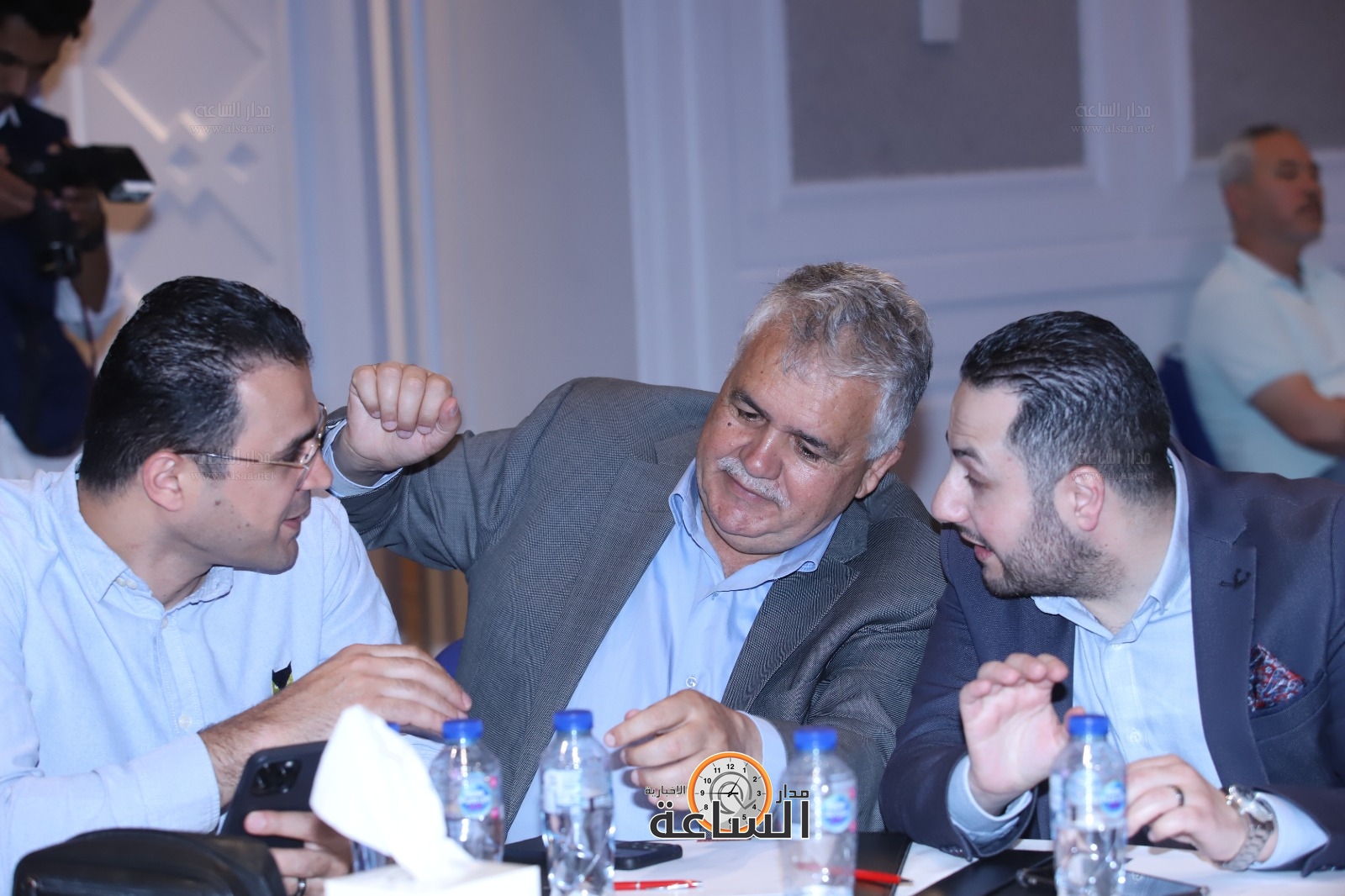 Madar Al-Saa Images 0.7402795385796181