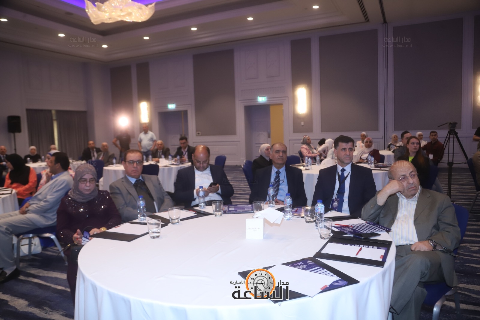 Madar Al-Saa Images 0.012843509779384643