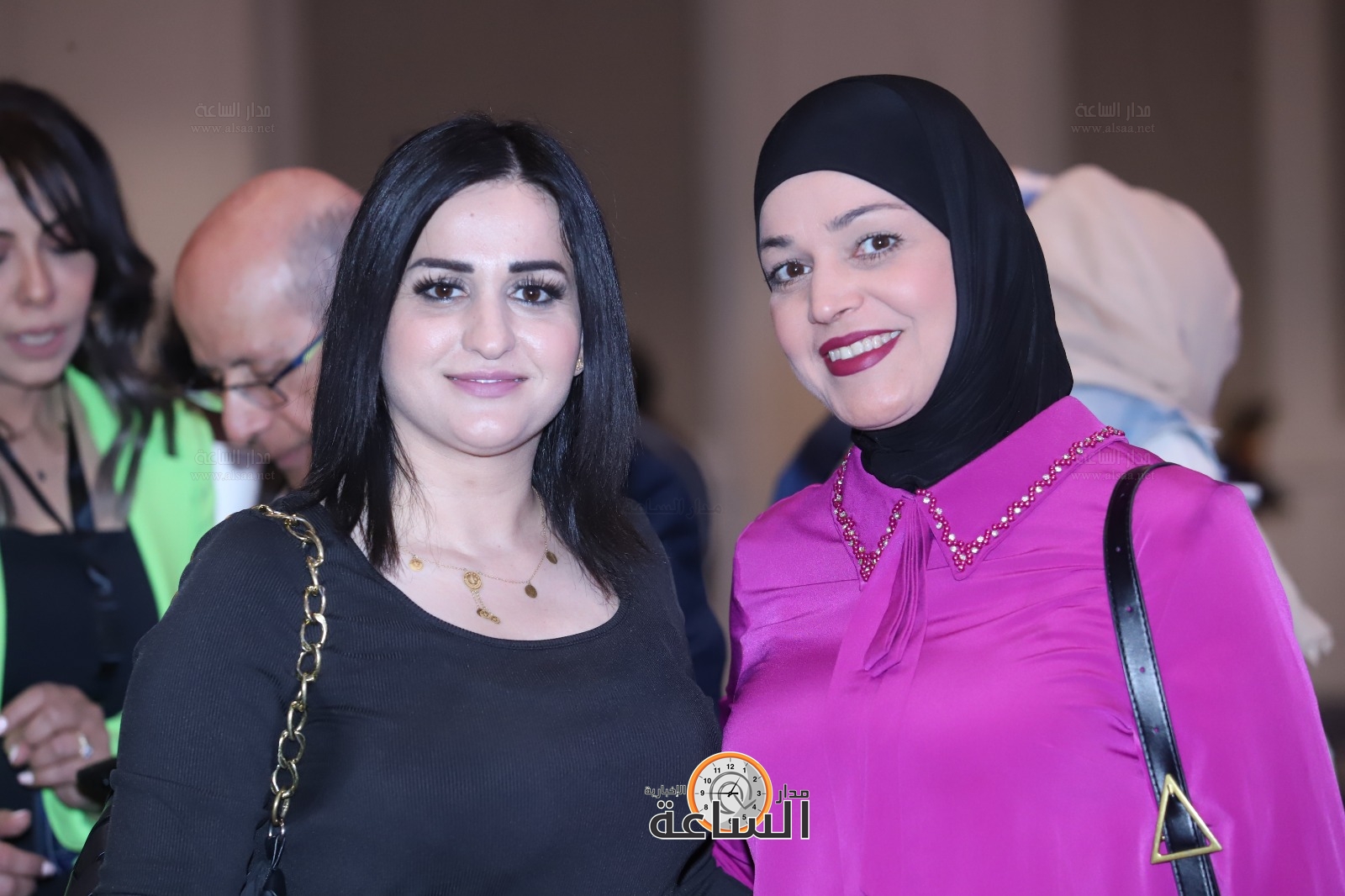 Madar Al-Saa Images 0.2717986410308484