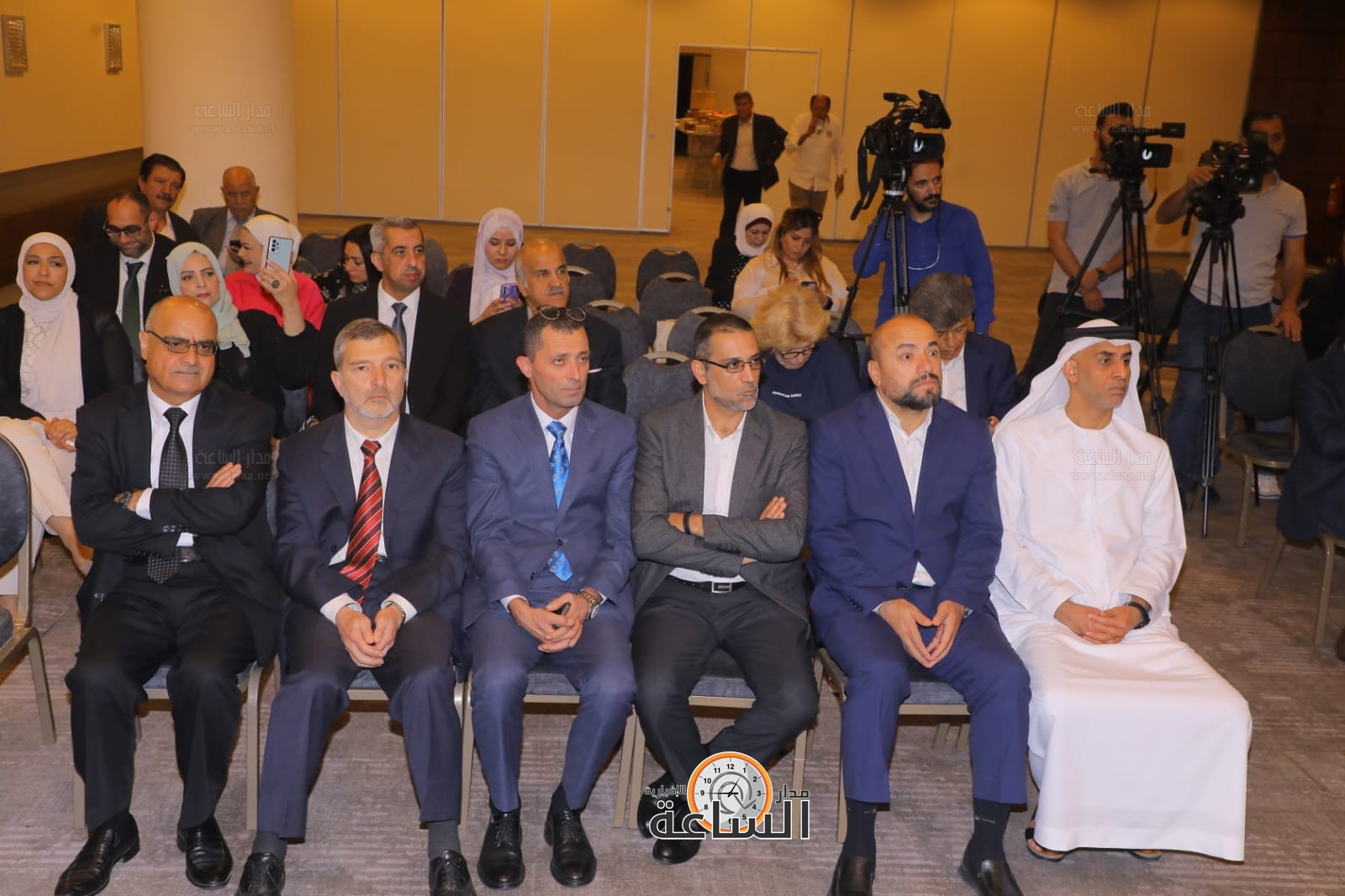 Madar Al-Saa Images 0.6940735165418057