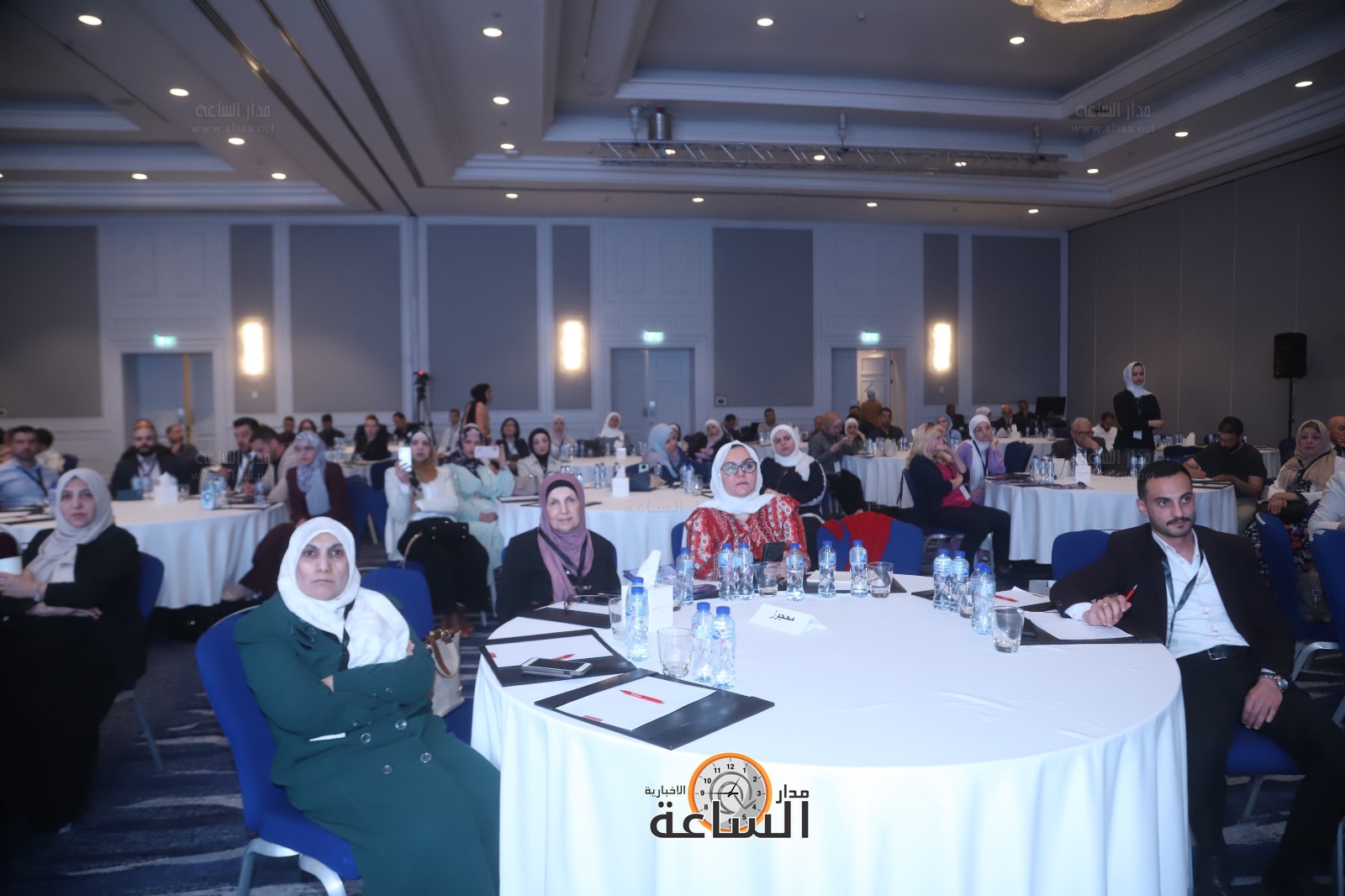 Madar Al-Saa Images 0.3738388347871644