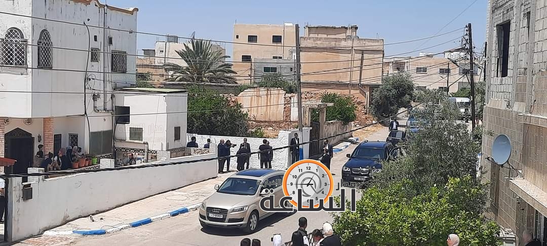 Madar Al-Saa Images 0.4135873672643682