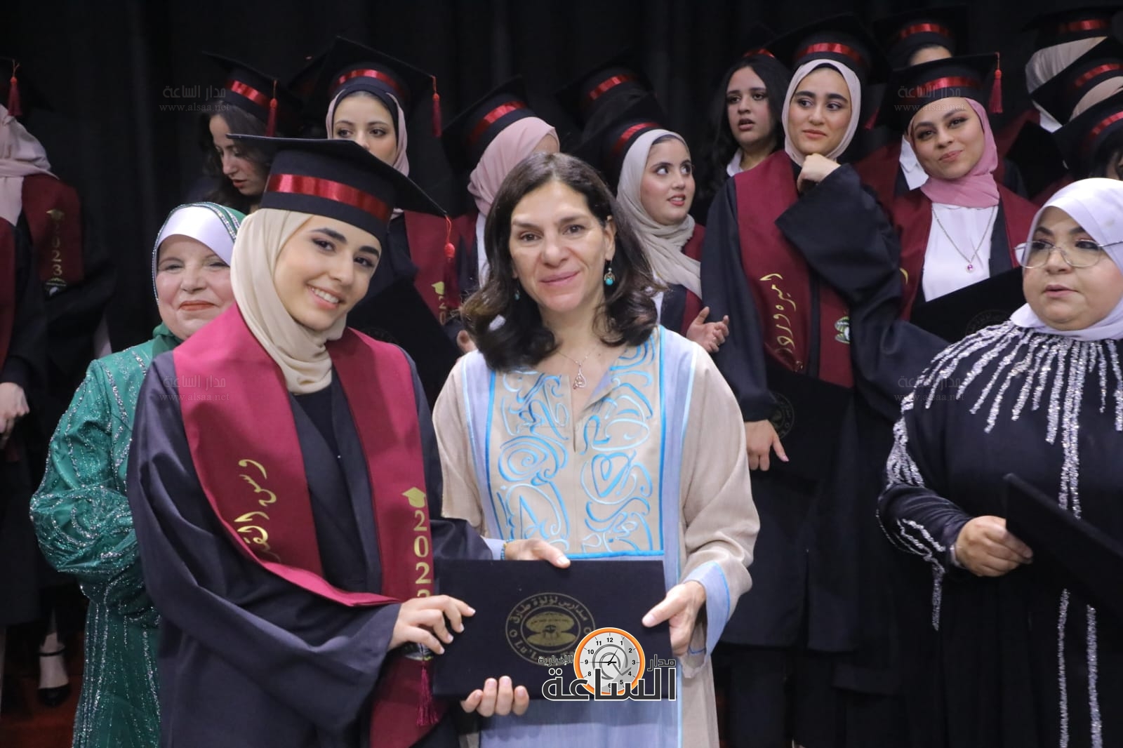 Madar Al-Saa Images 0.6152099961879829