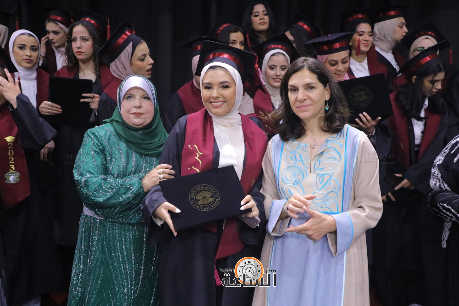 Madar Al-Saa Images 0.33909716225272657