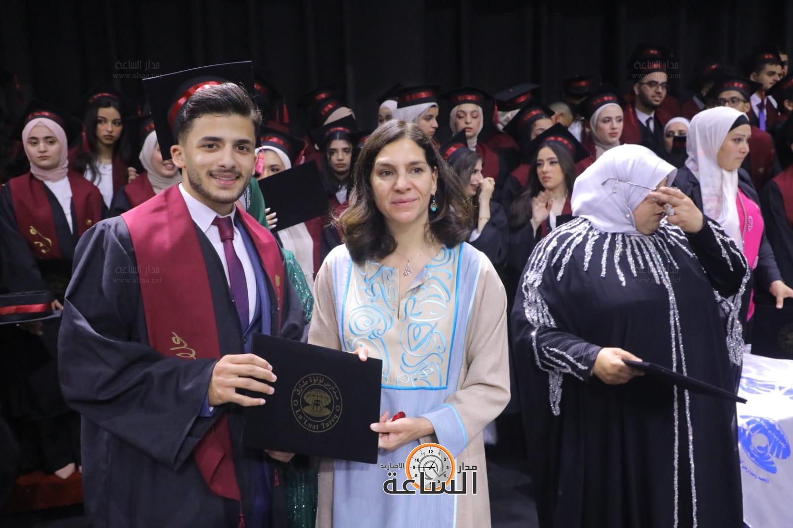 Madar Al-Saa Images 0.3716973696548884