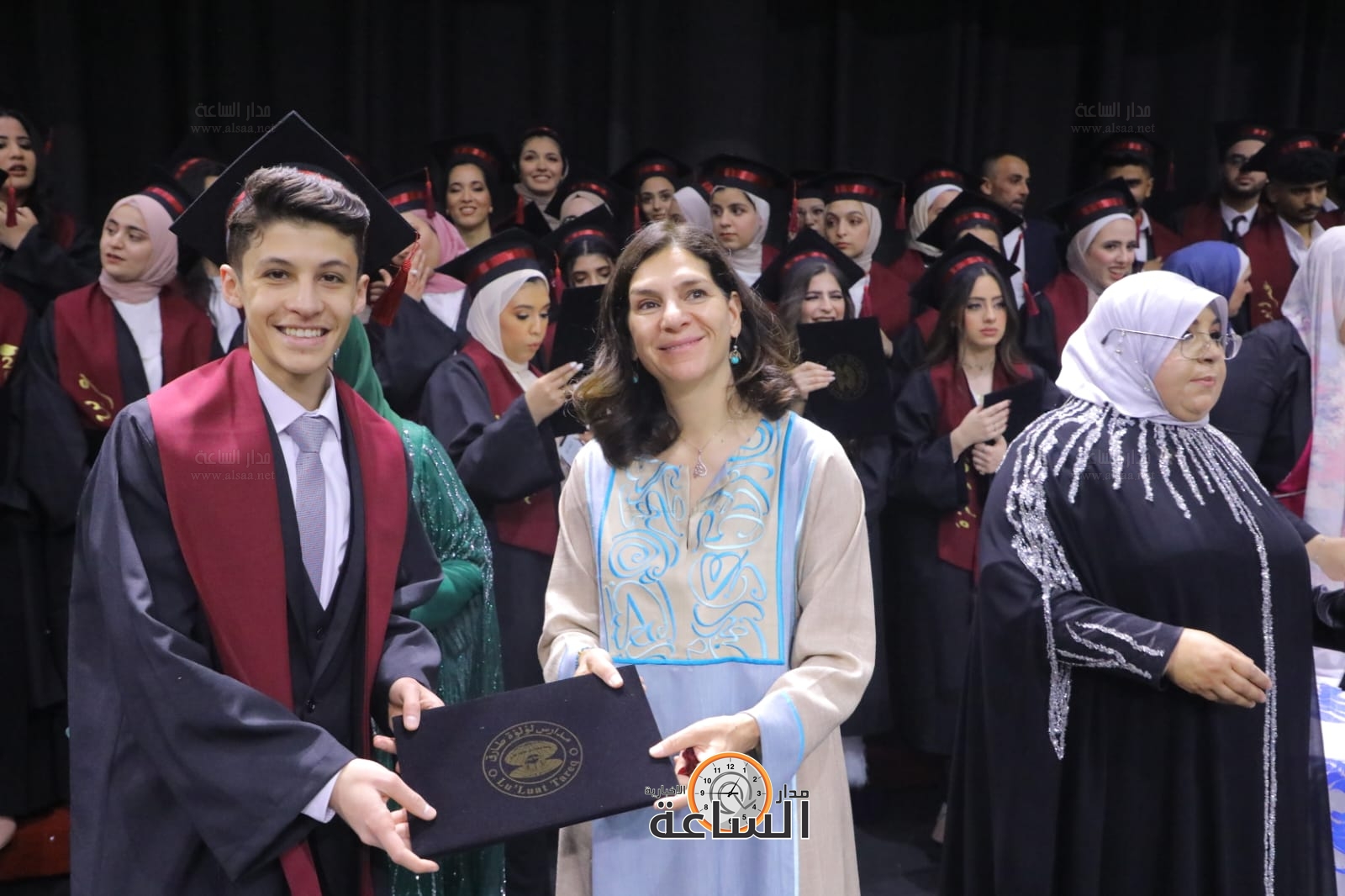 Madar Al-Saa Images 0.43094091963153525