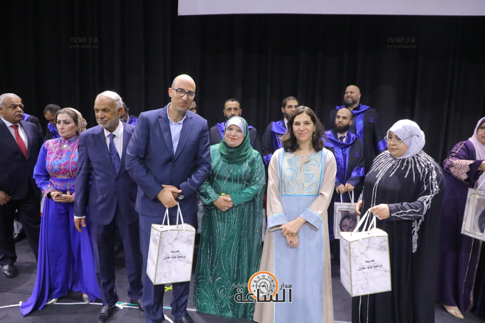 Madar Al-Saa Images 0.332458763630719