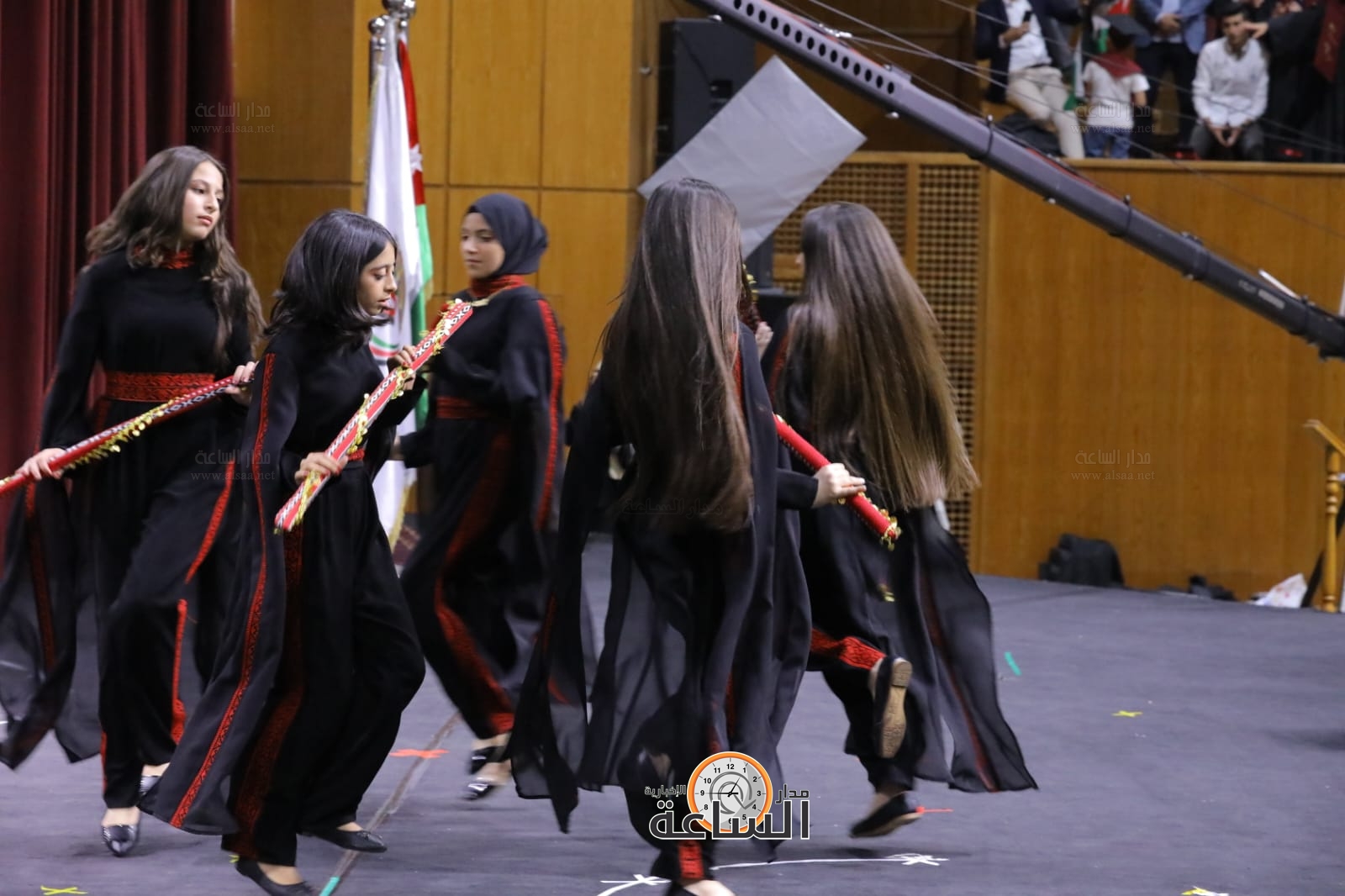 Madar Al-Saa Images 0.14554506044122184