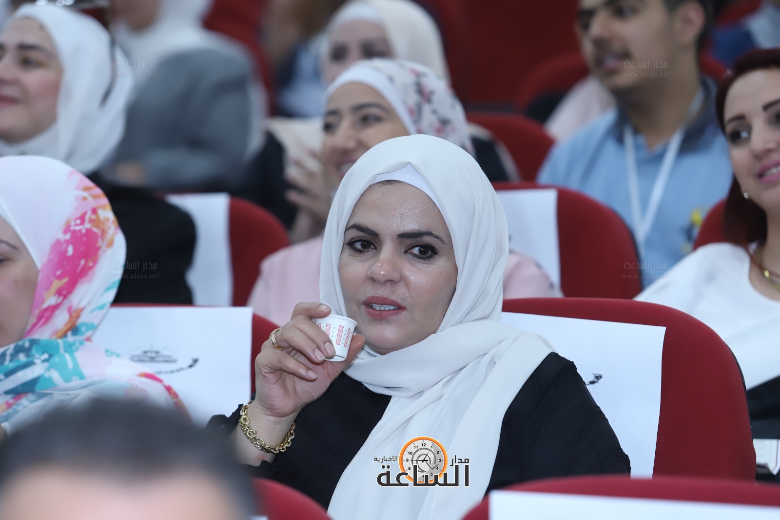 Madar Al-Saa Images 0.4829867677451629