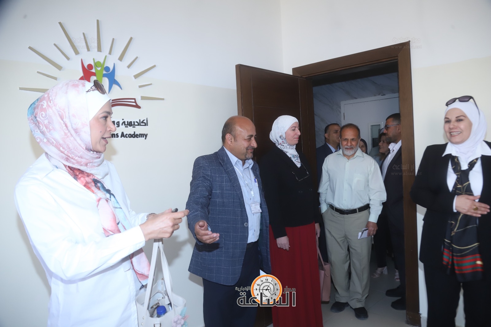 Madar Al-Saa Images 0.2718086575175336