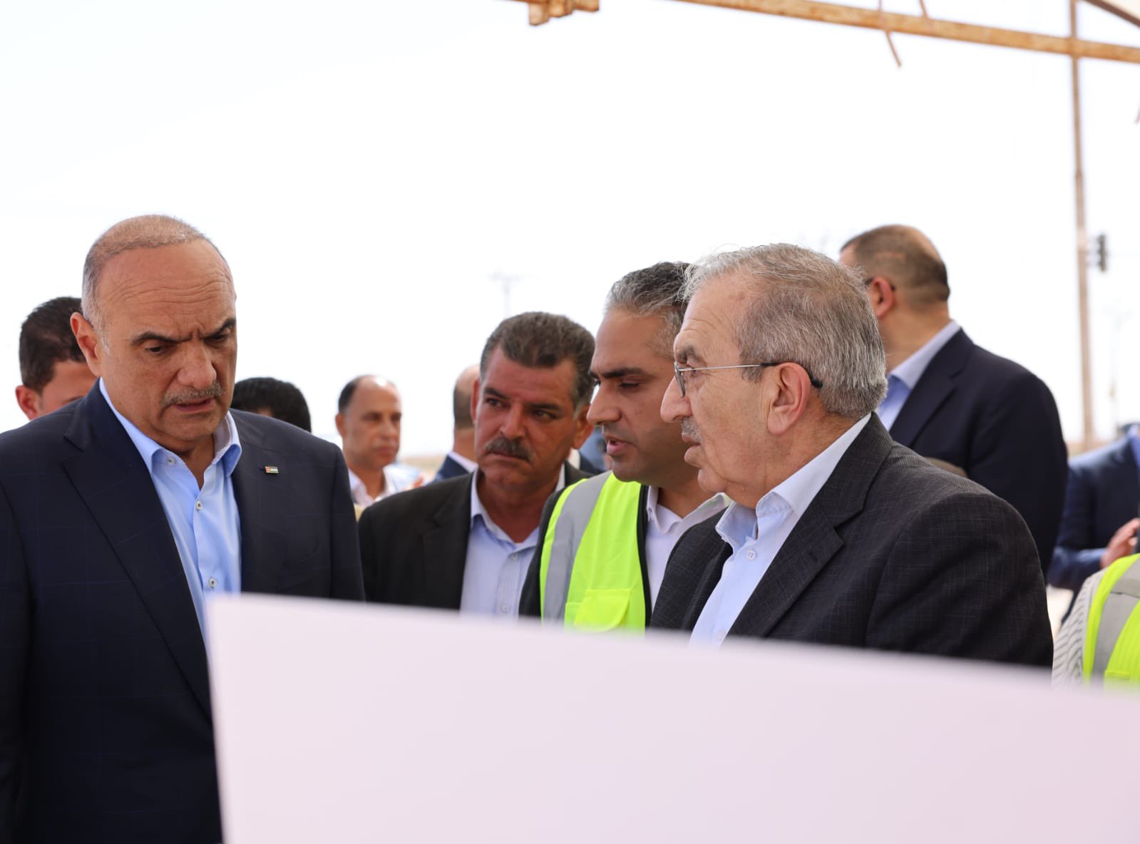 Madar Al-Saa Images 0.5057756512940532