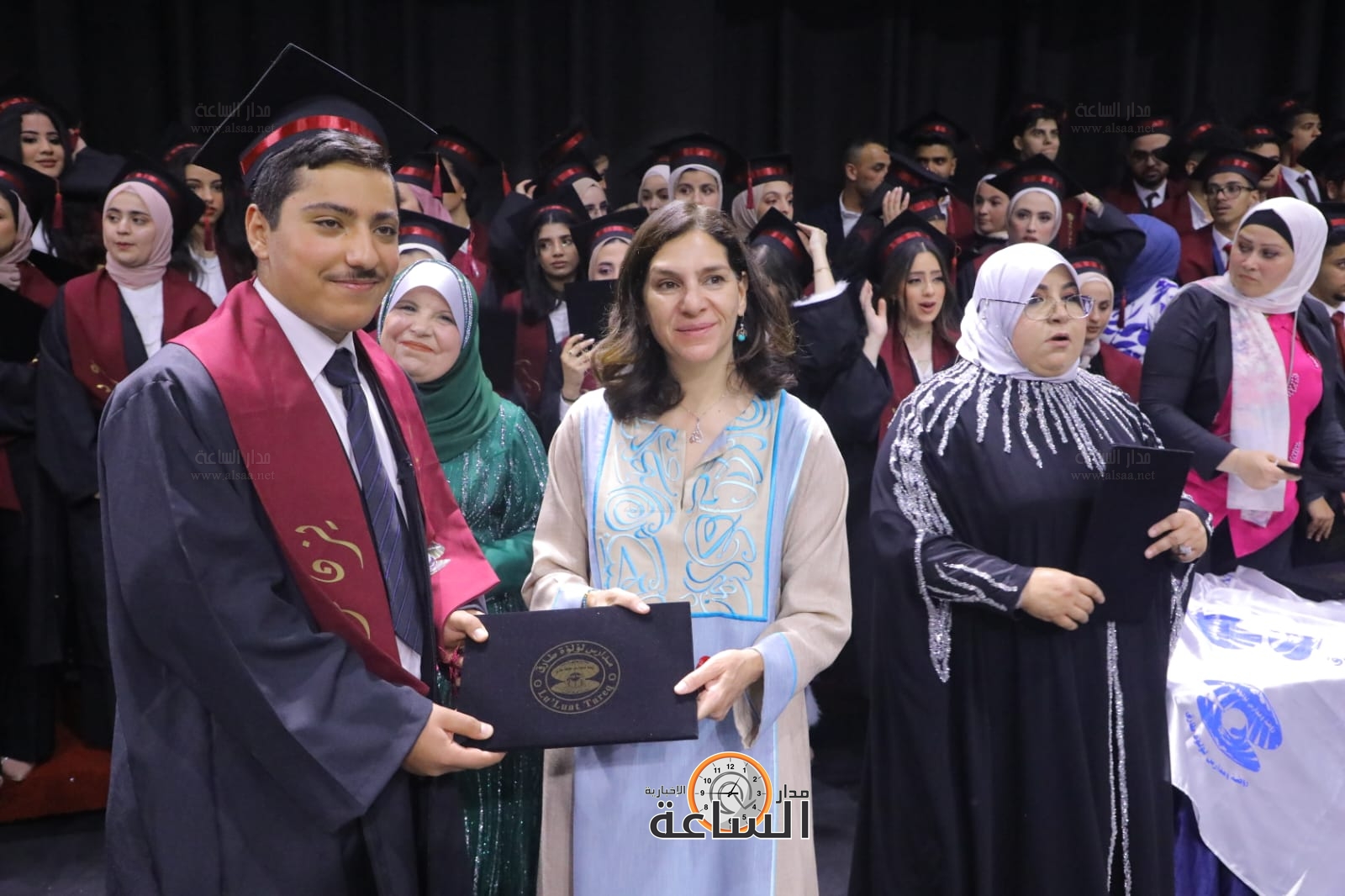 Madar Al-Saa Images 0.8524814399985765