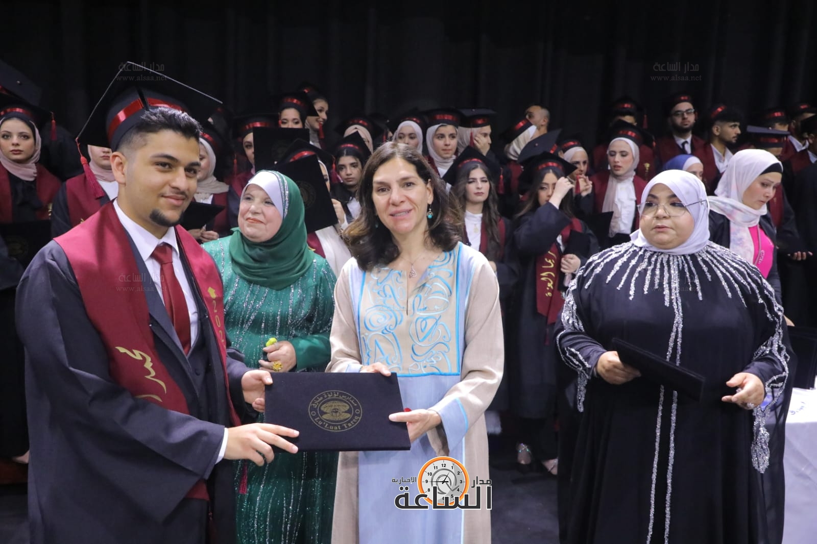 Madar Al-Saa Images 0.33648216098569117