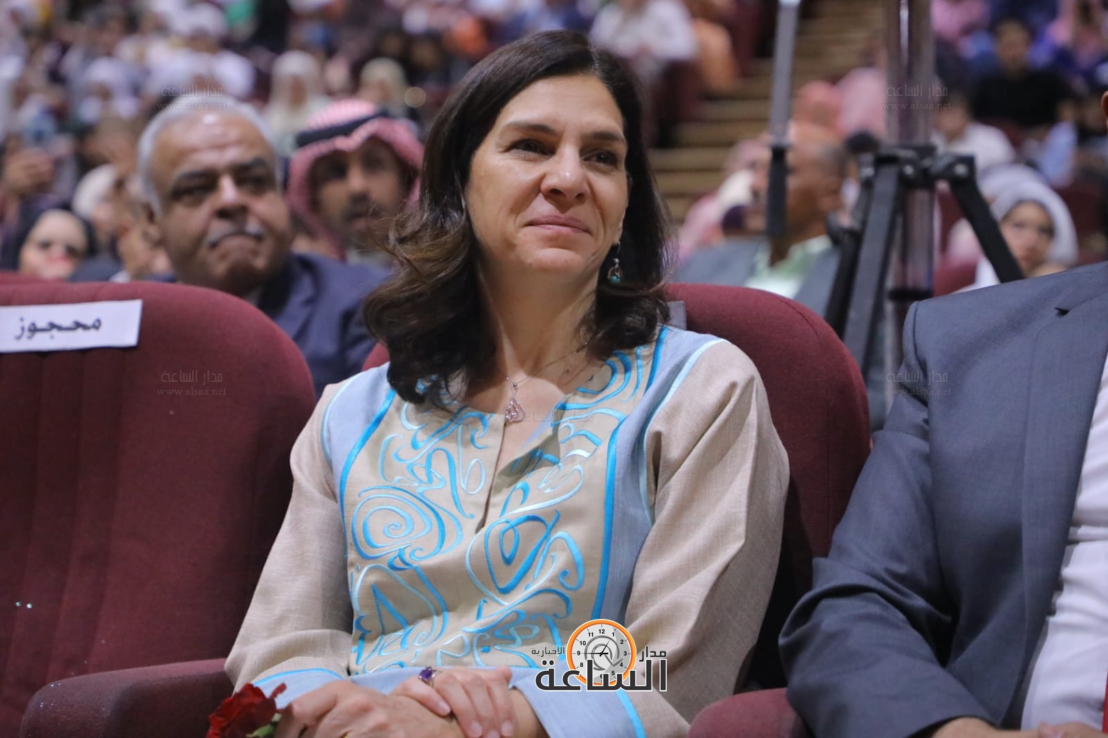 Madar Al-Saa Images 0.5619668897459225