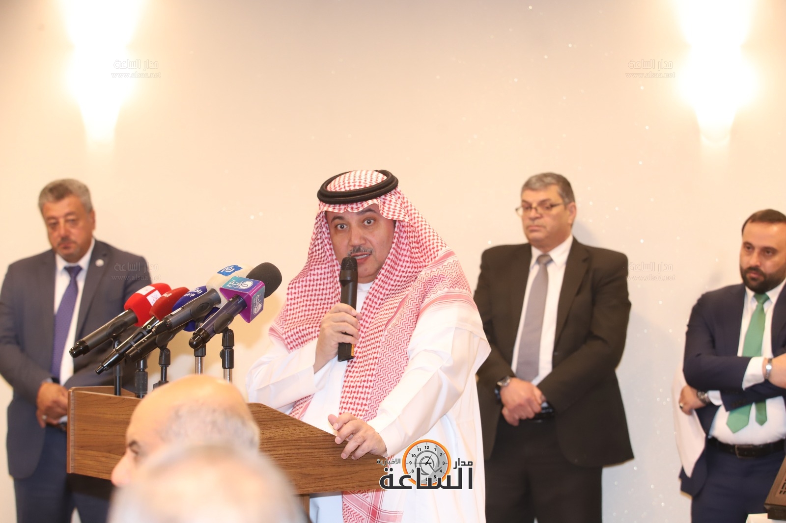 Madar Al-Saa Images 0.27441621819124773