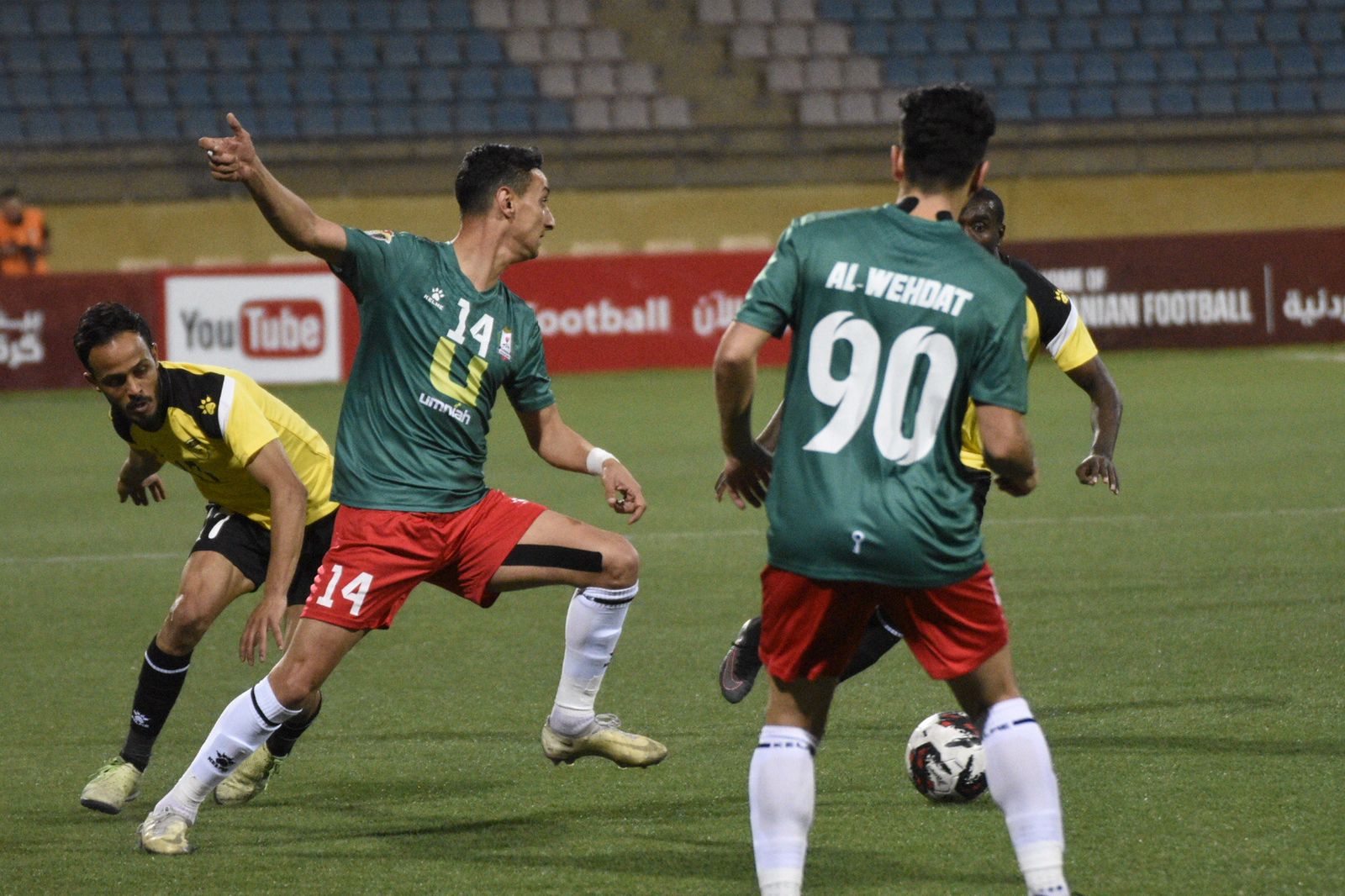 Madar Al-Saa Images 0.3799432328421126